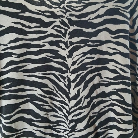 Top - Picture 3 of 3